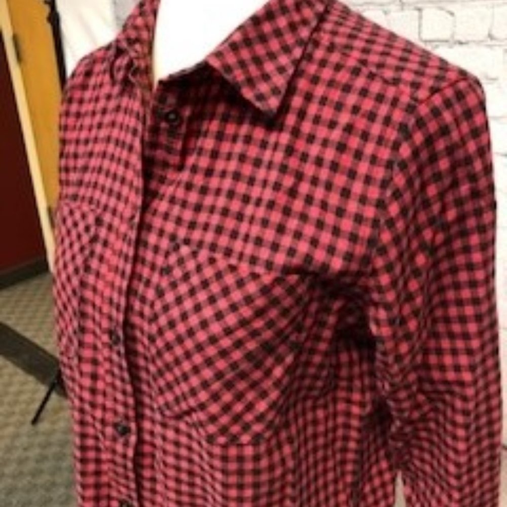 J.Crew Red and Black gingham plaid long sleeve button down shirt